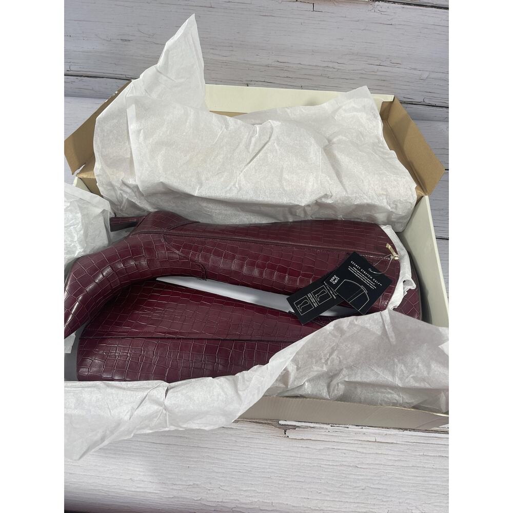 Naturalizer Emily Boots Womens Size 8W Cranberry Red Leather Knee High Stiletto - Picture 15 of 16